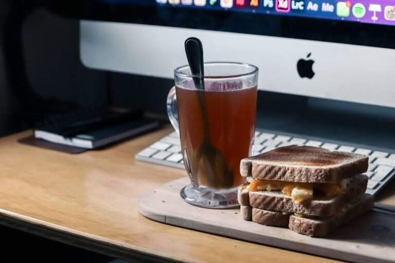 7 Menu Makan Siang Sehat untuk Kantor yang Menggugah Selera