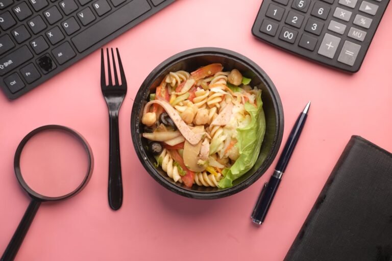 Mengapa Lapar Terus Saat Bekerja? Temukan Jawabannya!